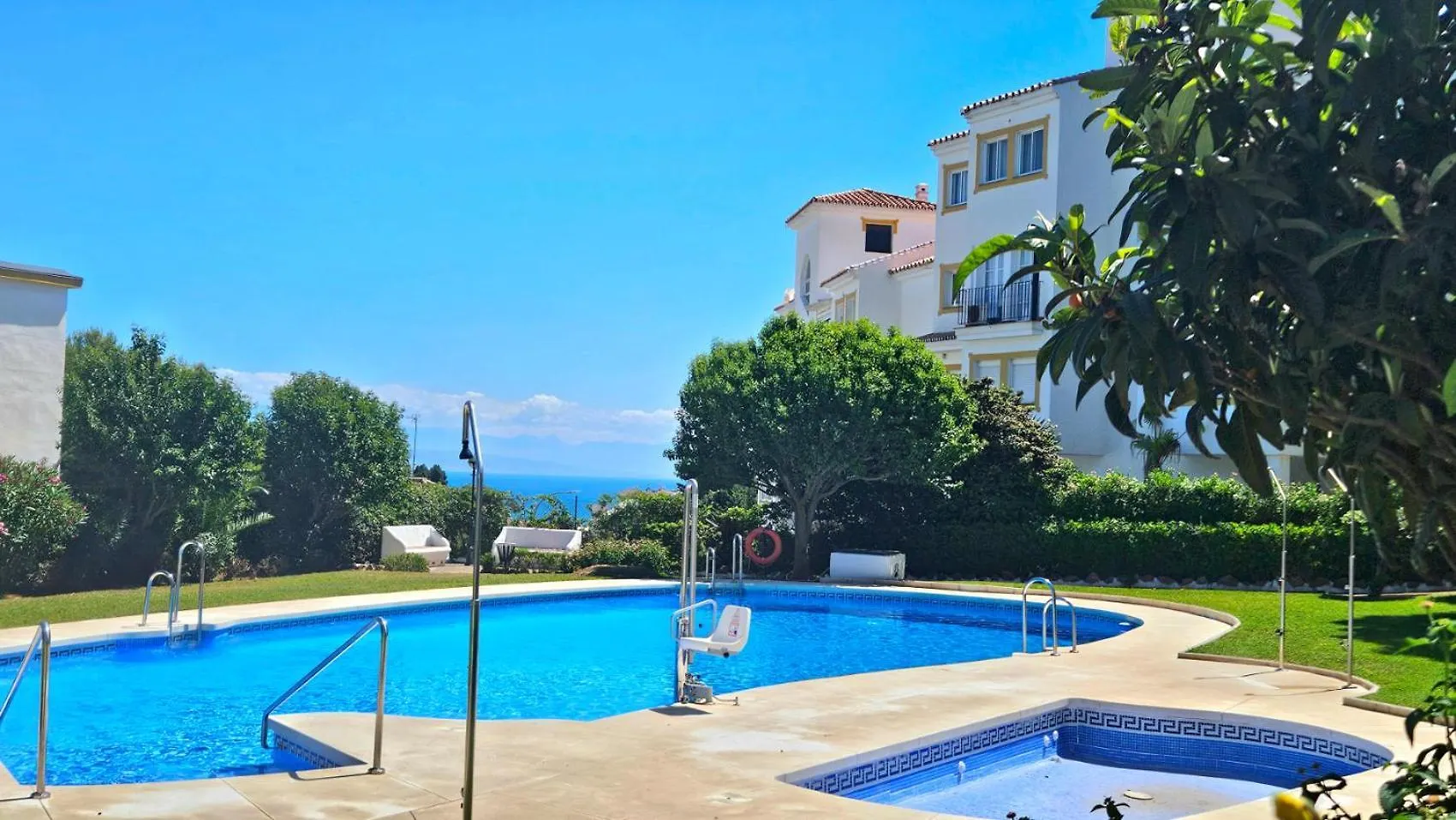 Villa Beautiful Sea View Terrace à Torremolinos Hébergement de vacances